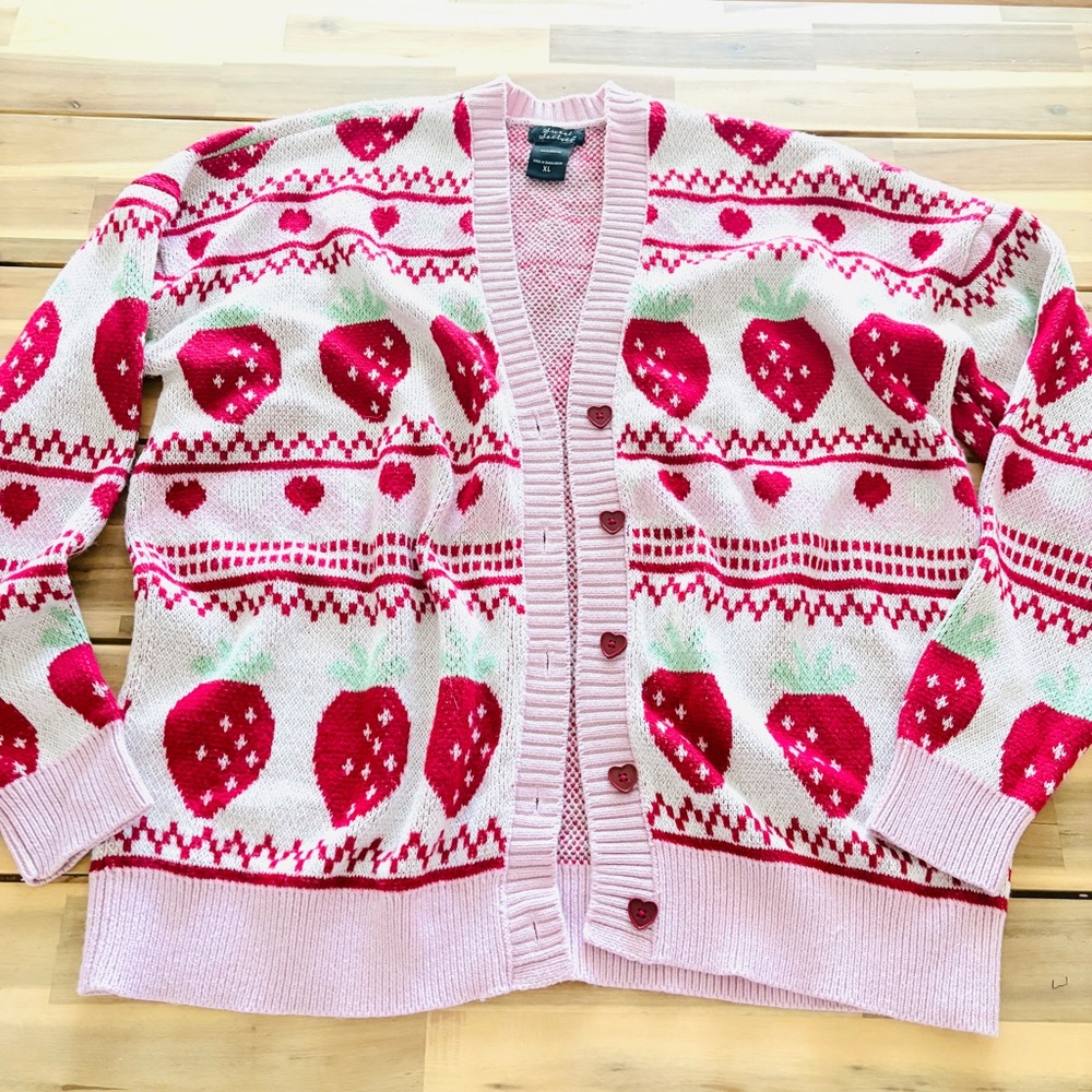 Hot Topic Sweet Society Strawberry Fair Isle Oversized Cardigan